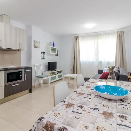 Apartment Flatguest Arinaga Playa 2 - Pez