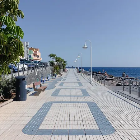 Flatguest Arinaga Playa 2 - Pez Apartment